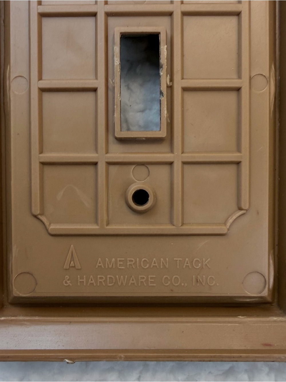 (VTG) AMERTAC • 2-Piece Brown Faux Wood Decorative Light Switch Cover Plates, OS - Picture 11 of 13